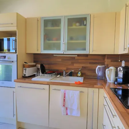 Appartement Lumineux Et Spacieux Avec Terrasses Et Ascenseur En Centre-ville De - Fr-1-494-182 Royan